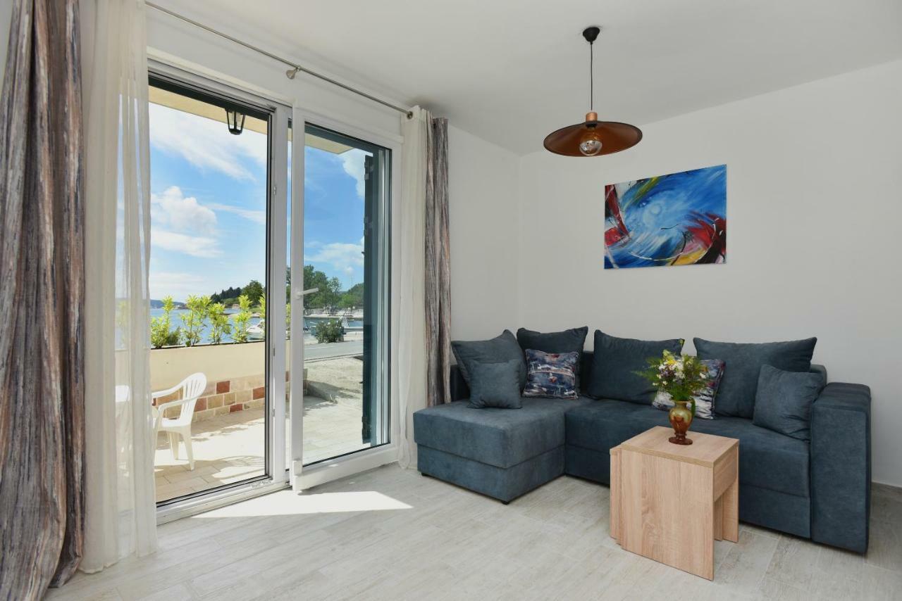 Hajdi Villa Kamenari Eksteriør billede